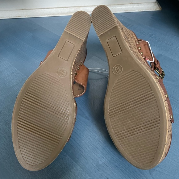 New Mossimo Supply Co. Sylvia Size 10 Brown Cork Wedge Sandals - Picture 5 of 7